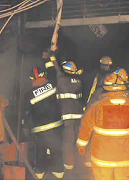 OPERATIVO. Bomberos lleg pero tarde.