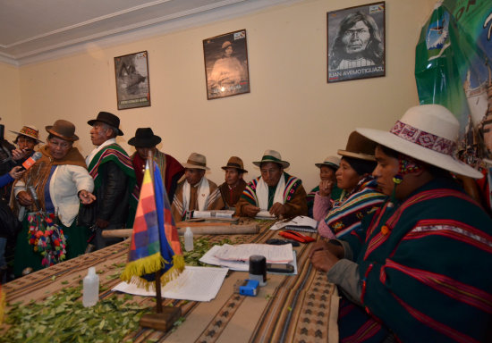 MEDIDA. Dirigentes del Consejo Nacional de Ayllus y Markas del Qullasuyo en conferencia de prensa.