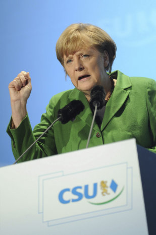 CAMPAA. Merkel termina sus mtines.