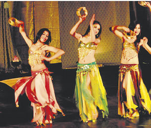 ACTUACIN. La danza oriental en escena.