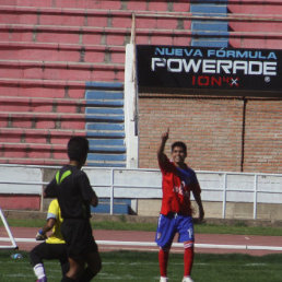 Edson Rodas cerr la goleada para San Francisco ayer, sobre Atltico Sucre.