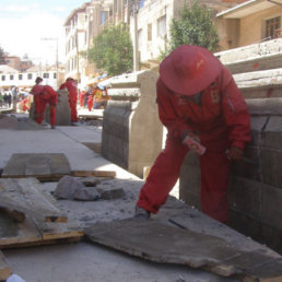 PAVIMENTO. La Alcalda har prevalecer el criterio tcnico en la construccin de la ruta.