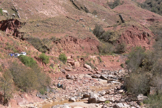 POSIBILIDAD. La empresa que realiza el estudio de factibilidad del Proyecto Sucre III, GITEC, se encarga de realizar el estudio de suelos en la zona de Kollpa K'asa, en el ro Ravelo.