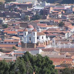 SUCRE. Sede de organismo internacional.