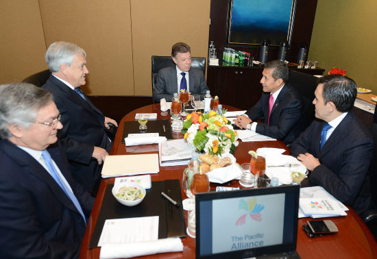 PRESIDENTES. La presentacin del bloque comercial ante empresarios en Nueva York.