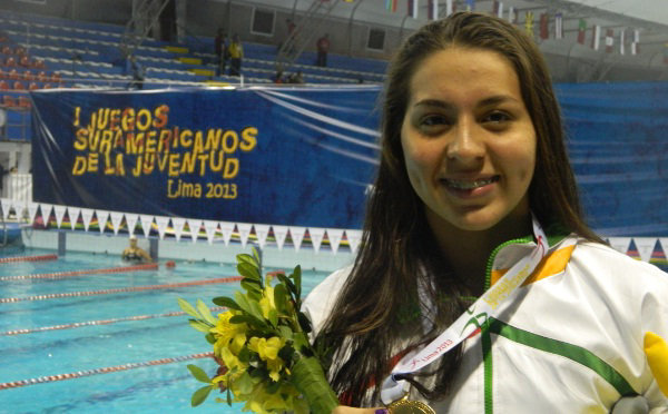 Mara Jos Ribera posa con su medalla tras la premiacin del pasado mircoles.