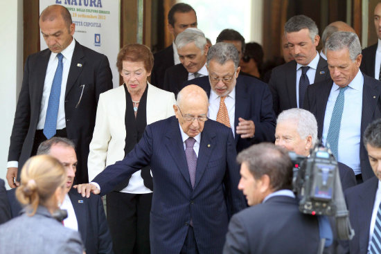 DUDAS. El presidente italiano Giorgio Napolitano, durante un acto pblico en Npoles ayer.