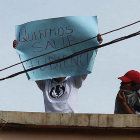 FURIA. Los internos del penal fueron controlados por fuerzas del orden.