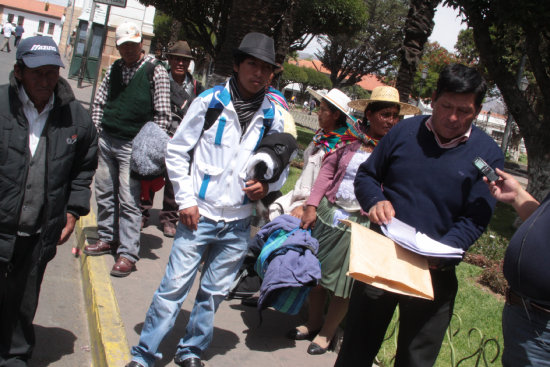 ESTAFADOS. Piden justicia.