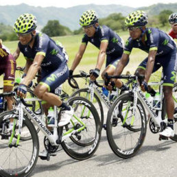 Oscar Soliz (d) durante la prueba Clsico RCN.