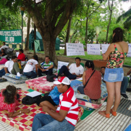 HUELGA. La protesta en Trinidad sum ayer siete nuevos huelguistas.