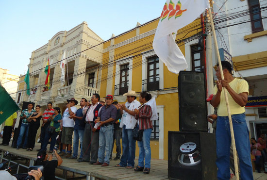 FESTEJO. Hubo marchas de celebracin por el fallo, en Cochabamba y Beni