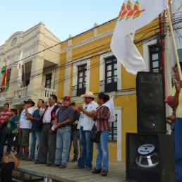 FESTEJO. Hubo marchas de celebracin por el fallo, en Cochabamba y Beni