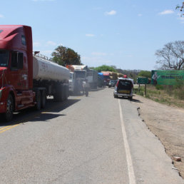 PARALIZADO. Contina el bloqueo en Monteagudo y Muyupampa. No hay actividades y tampoco salida de buses.