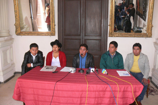 POSTURA. La Mancomunidad de los Cintis se pronunci ayer de manera oficial en Sucre. Pidi a la Asamblea incluir en el debate al resto de las regiones.