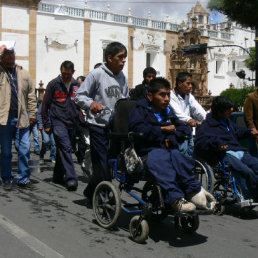 INCLUSIN. Las personas con discapacidad salieron a las calles a celebrar su da.