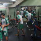 El equipo estudiantil durante la sesin de gimnasio ayer, en el coliseo Universitario.