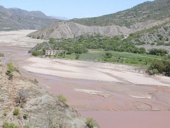 INDIFERENCIA. Ao tras ao, la contaminacin contina sin aplicarse las sanciones por dao al medioambiente.