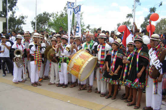 ENCUENTRO. Jvenes en las actividades.