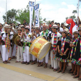 ENCUENTRO. Jvenes en las actividades.