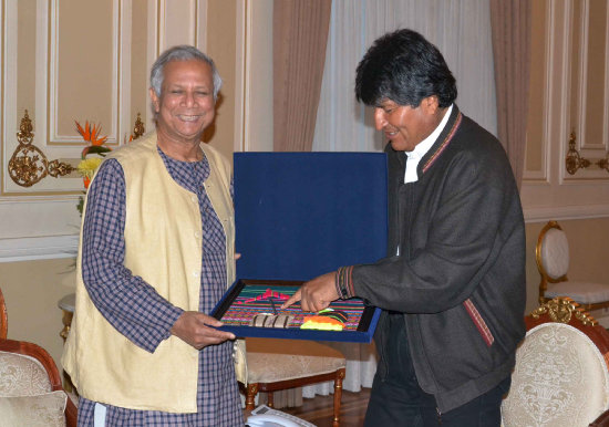 VISITA. El presidente Evo Morales recibi la visita del Premio Nobel de la Paz 2006.