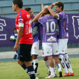 Real Potos festej ayer una goleada propiciada a Wilstermann, en el estadio Vctor Agustn Ugarte.