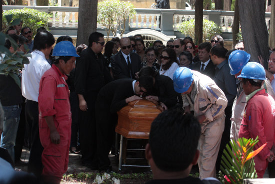 ASESINATO. Hace un ao el cuerpo de Hochsttter fue encontrada en su departamento.