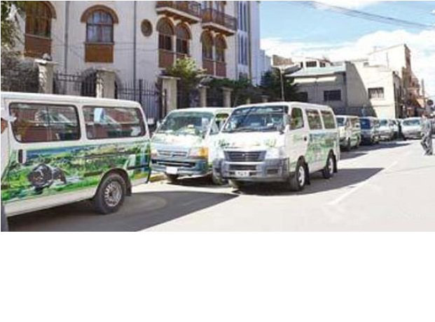 ORURO. El transporte pblico enfrenta rechazo.