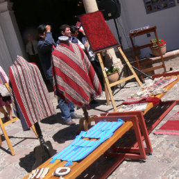 LANZAMIENTO. Una muestra de los tejidos que se exhibirn en el encuentro.