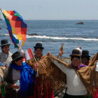 ILO, PER: Un grupo de bolivianas de sectores sociales en el puerto peruano, el ao 2010.