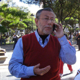 EN CAMPAA. El lder del MSM, Juan del Granado, lleg a Sucre para sellar una alianza con PASA, para las elecciones generales de 2014.