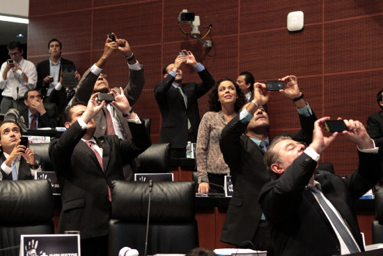 CRISIS. Diputados mexicanos durante una reciente sesin del Congreso.