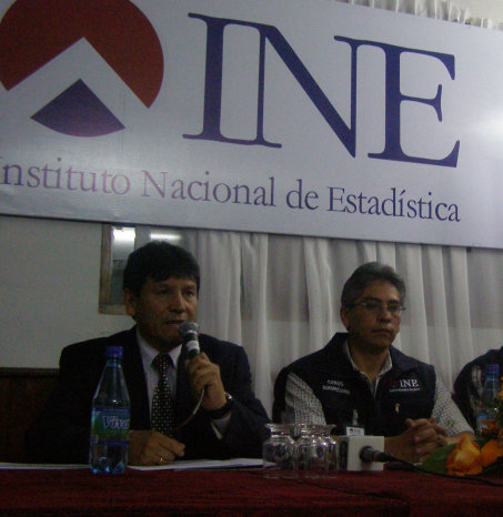 CLAUSURA. Las autoridades de la regional del INE, durante la ceremonia de cierre del operativo.