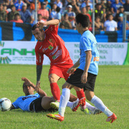 Una escena del partido jugado ayer, en la Caldera.