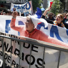 DISTURBIOS. Los manifestantes bloquearon varias arterias de Santiago.