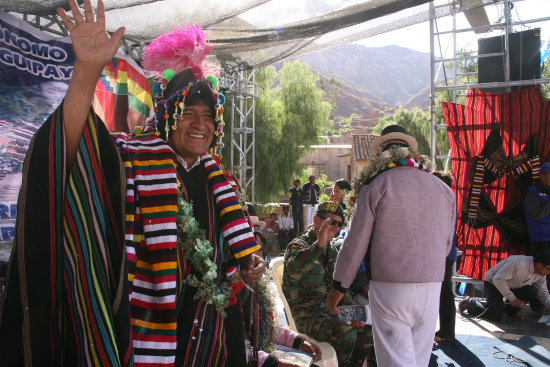 SONRIENTE. El presidente Evo Morales durante su visita al Departamento de Potos.