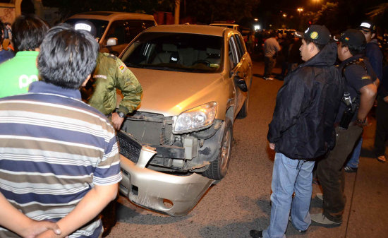 DELITO. Auteros fueron atrapados en operativo policial en Cochabamba.