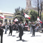 PROTESTA. El Comité Cívico Potosinista (COMCIPO), durante su paso por el palco oficial, exige atención al Gobierno y reclama un Potosí federal.