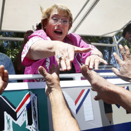 CANDIDATA. Michelle Bachelet es una de las favoritas para ganar la elección presidencial.