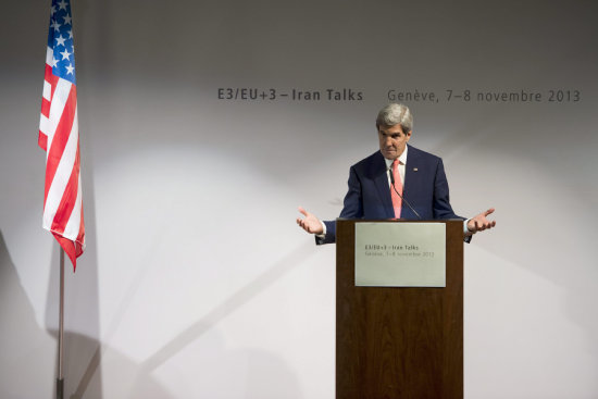 NEGOCIACIONES. John Kerry durante la reciente reunin sobre Irn en Ginebra.