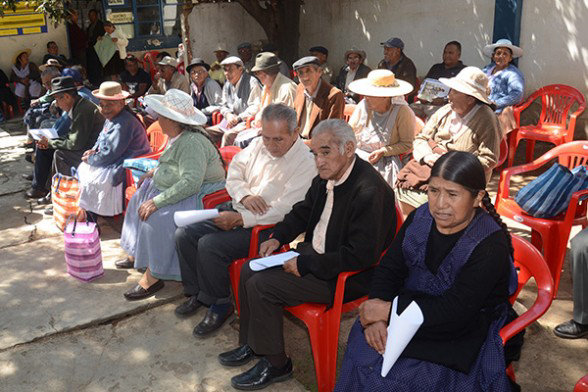 MARCHA. Los jubilados demandan la elevacin de sus rentas de jubilacin.