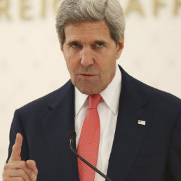 CAUTELA. El secretario John Kerry.