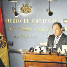 CONFERENCIA. El ministro de Gobierno, Carlos Romero, present ayer el estudio integral de la demanda de hoja de coca en el pas.