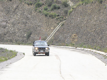 REPARACIN. Decenas de kilmetros con pavimento rgido de la ruta de los Libertadores tienen diversos grados de fisuras en las losas.