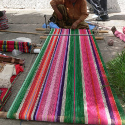 CULTURA. Una de las tejedoras durante el encuentro del ao pasado en Sucre.