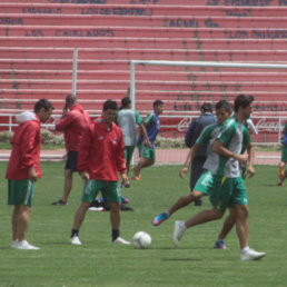 Los integrantes de Universitario cerraron sus prcticas ayer, en el estadio Patria.