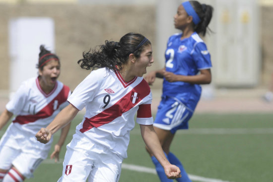 La Seleccin peruana derrot a la Repblicana en el comienzo de la etapa de clasificacin del ftbol femenino Sub-20 en los XVII Juegos Bolivarianos.