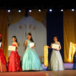 Finalistas: El momento ms emocionante de la noche en el teatro Gran Mariscal.