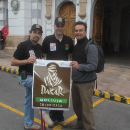 DAKAR 2014. La presentacin del afiche en la Gobernacin de Chuquisaca.