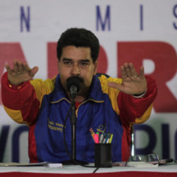 HABILITANTE. Nicols Maduro comienza a utilizar la ley aprobada por la Asamblea.